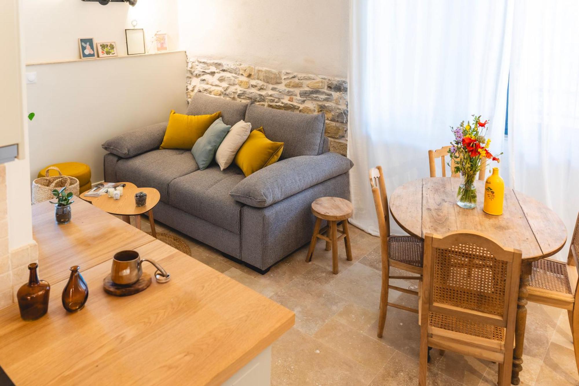 Les Terres Aoyama Hotel Saint Julien Les Rosiers Exterior foto